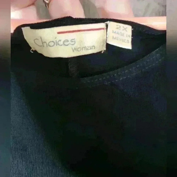 Choice womens size 2x black sleeveless dress with strech. Small slit in back. - Picture 2 of 6